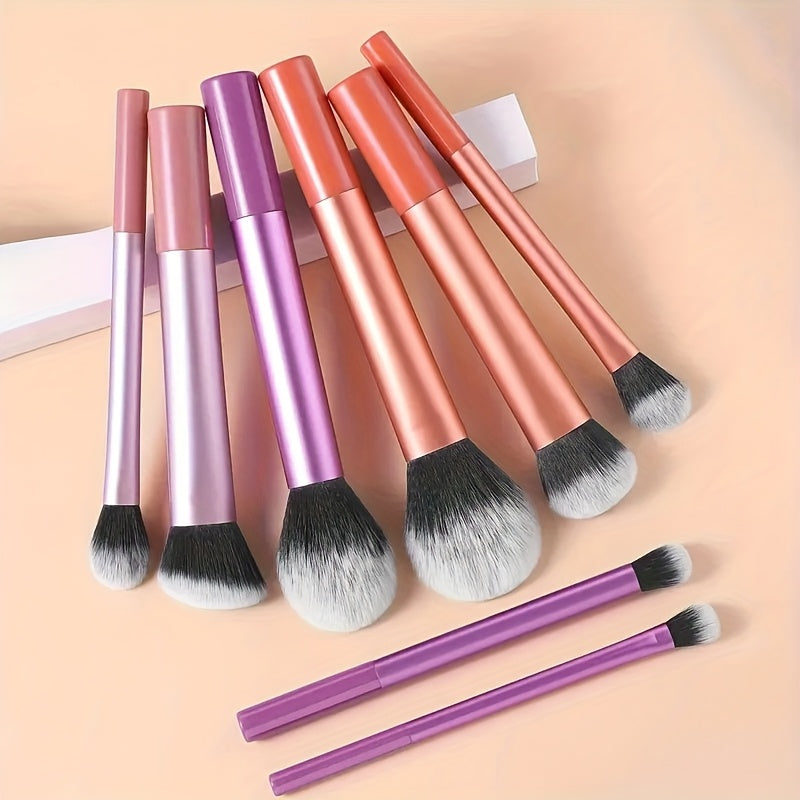 Set portable de 8 pinceaux maquillage, manches synthétiques légers et résistants, poils doux de qualité supérieure, couleurs variées.
