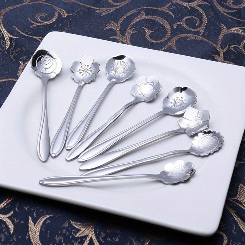 Set de 8 Cuillères Fleur : Petites cuillères en acier inoxydable argenté et doré, parfaites pour café, thé, glace et desserts.