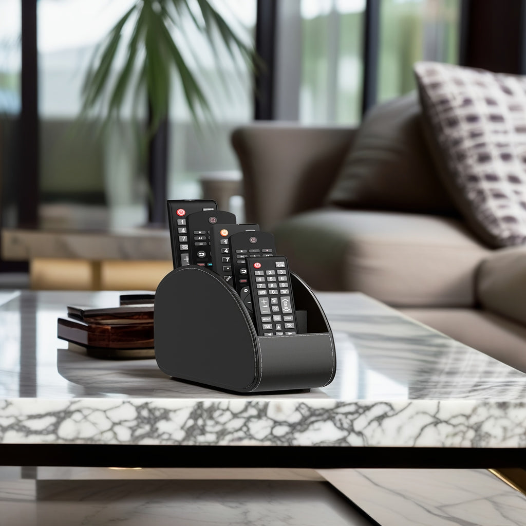 Organisateur pour télécommandes avec 5 compartiments, compatible TV et box, plateau gain de place pour salon, bureau ou chambre, rangement pratique pour accessoires.