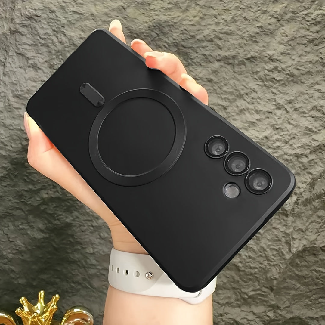 Transparent plated case compatible with wireless magnetic charging, shockproof, for Samsung Galaxy S20 to S23, offering protection and sleek style.