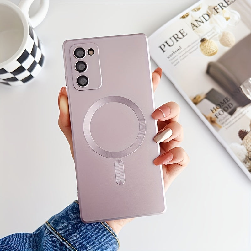 Transparent plated case compatible with wireless magnetic charging, shockproof, for Samsung Galaxy S20 to S23, offering protection and sleek style.