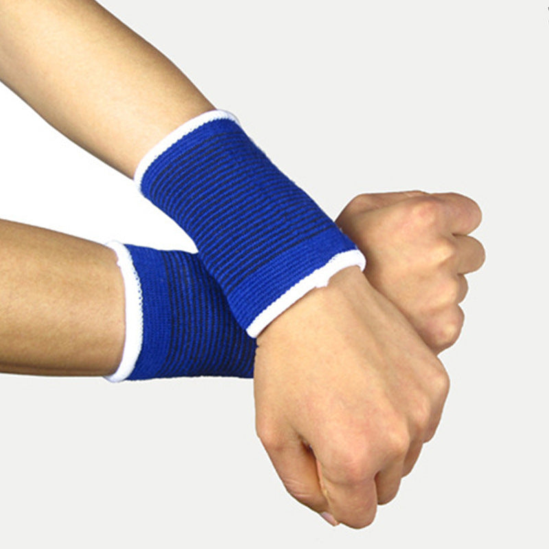 Ensemble multisaison 8 ou 10 pièces, protections genoux, coudes, poignets, paumes et chevilles pour entraînements football et basketball.