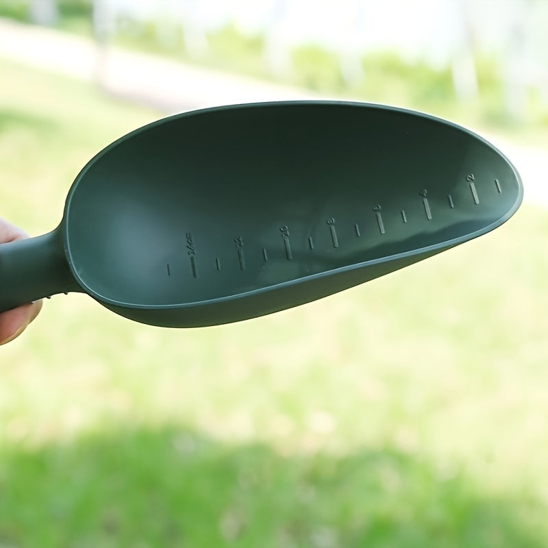 Plastic garden shovel, for planting flowers and vegetables, loosening soil and repotting, graduated and easy to handle, practical tool.