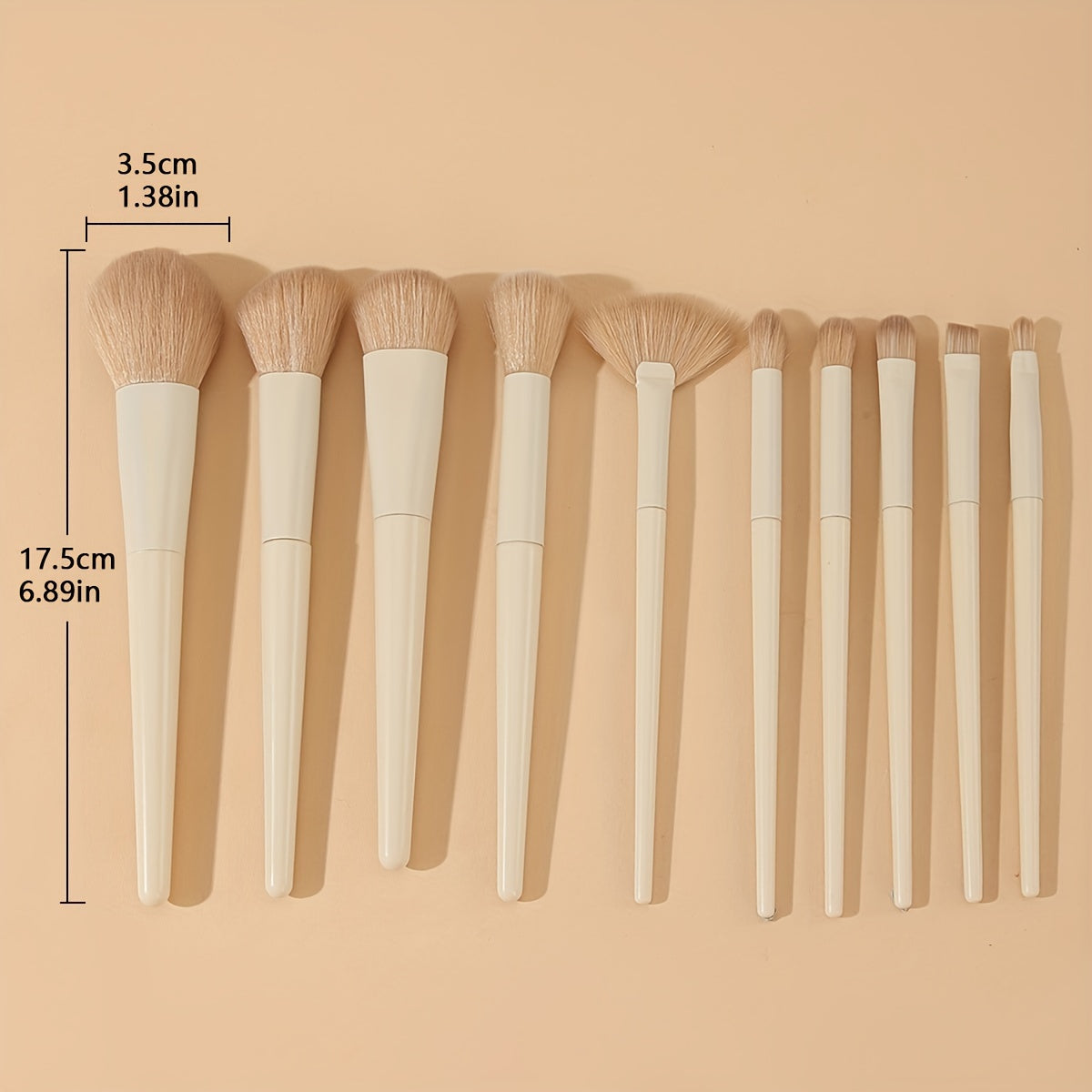 Set of 10 makeup brushes with leather case, soft hypoallergenic bristles, for powder, foundation, blush, eyes and highlighter, convenient for travel.