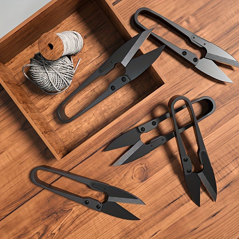 أداة متينة لإزالة الأعشاب الضارة وتنسيق الحدائق. مصنوعة من الفولاذ المقاوم للصدأ، بمقبض مانع للانزلاق، مثالية لإزالة الأعشاب الضارة، وتحضير التربة، وصيانة الحدائق المنزلية أو المهنية.