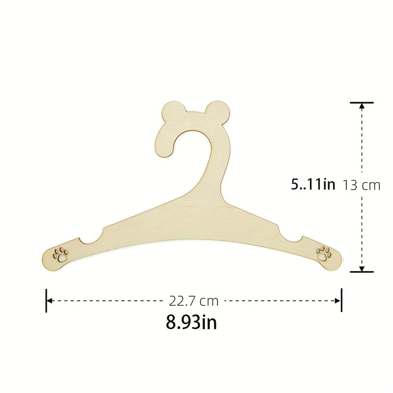 Set of 20 durable and polished wooden bear-shaped hangers, perfect for children's clothes, pets and accessories, bedroom or closet decoration.