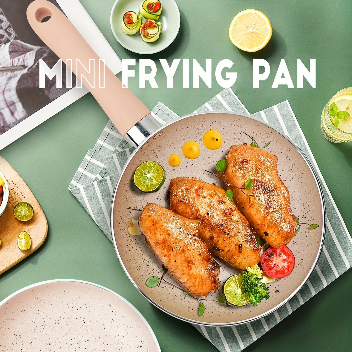 Mini poêle antiadhésive œuf, poignée bleue, idéale pour repas individuels, omelettes et œufs brouillés, ustensile coloré et durable pour petit-déjeuner.