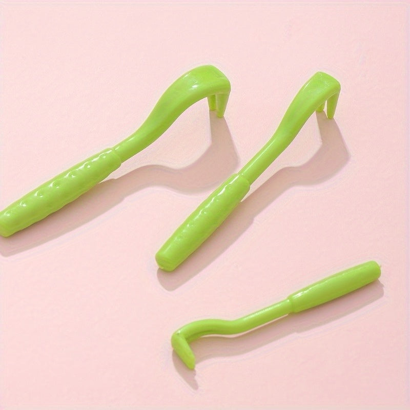 Kit de 3 outils de retrait des puces pour animaux. Crochet à tiques, pince et peigne pour le toilettage des chats et chiens.