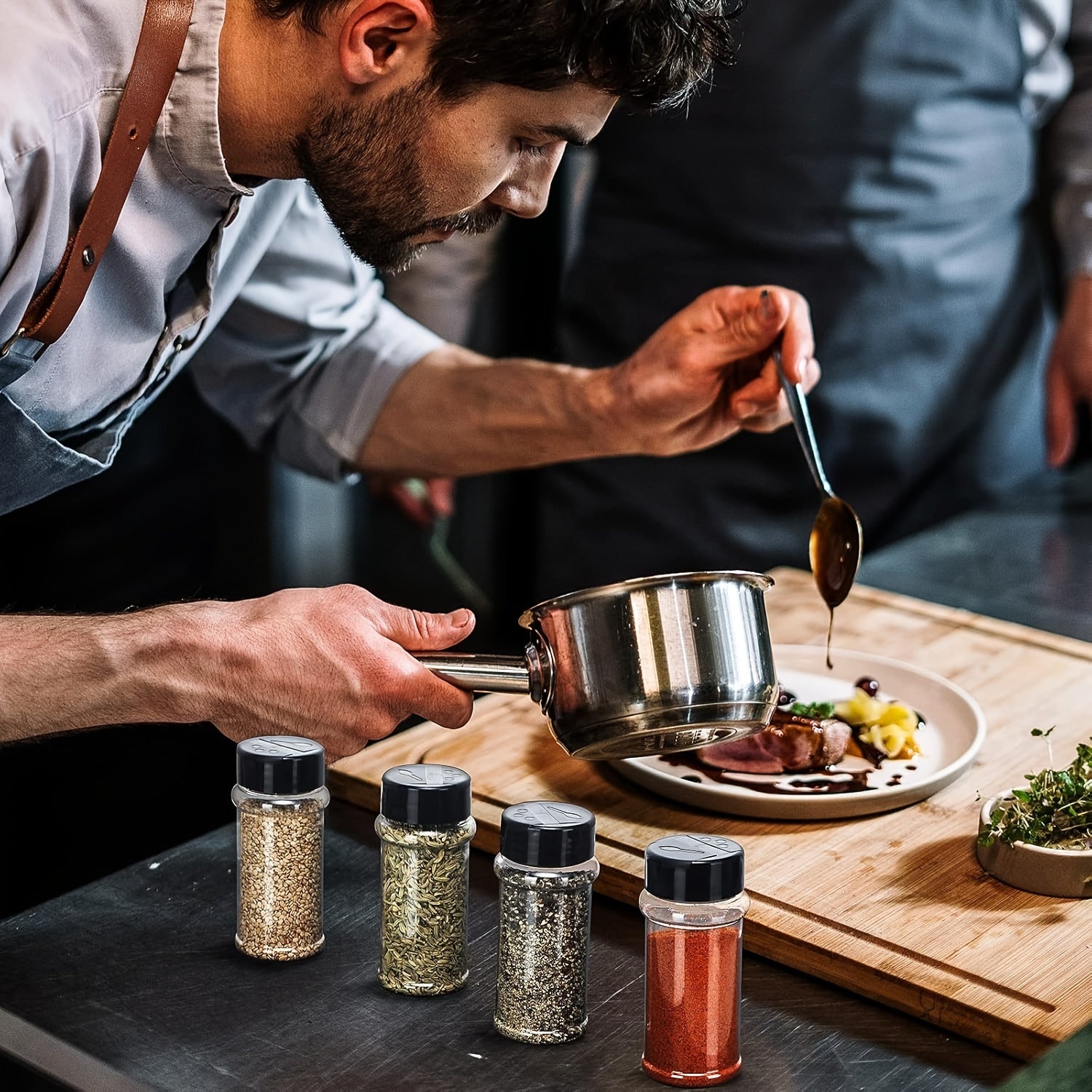 Lot de 6/12 contenants à épices 3,5 oz, hermétiques, couvercles noirs à vis, transparents, portables, idéaux pour épices, poudres, sel ou piment.