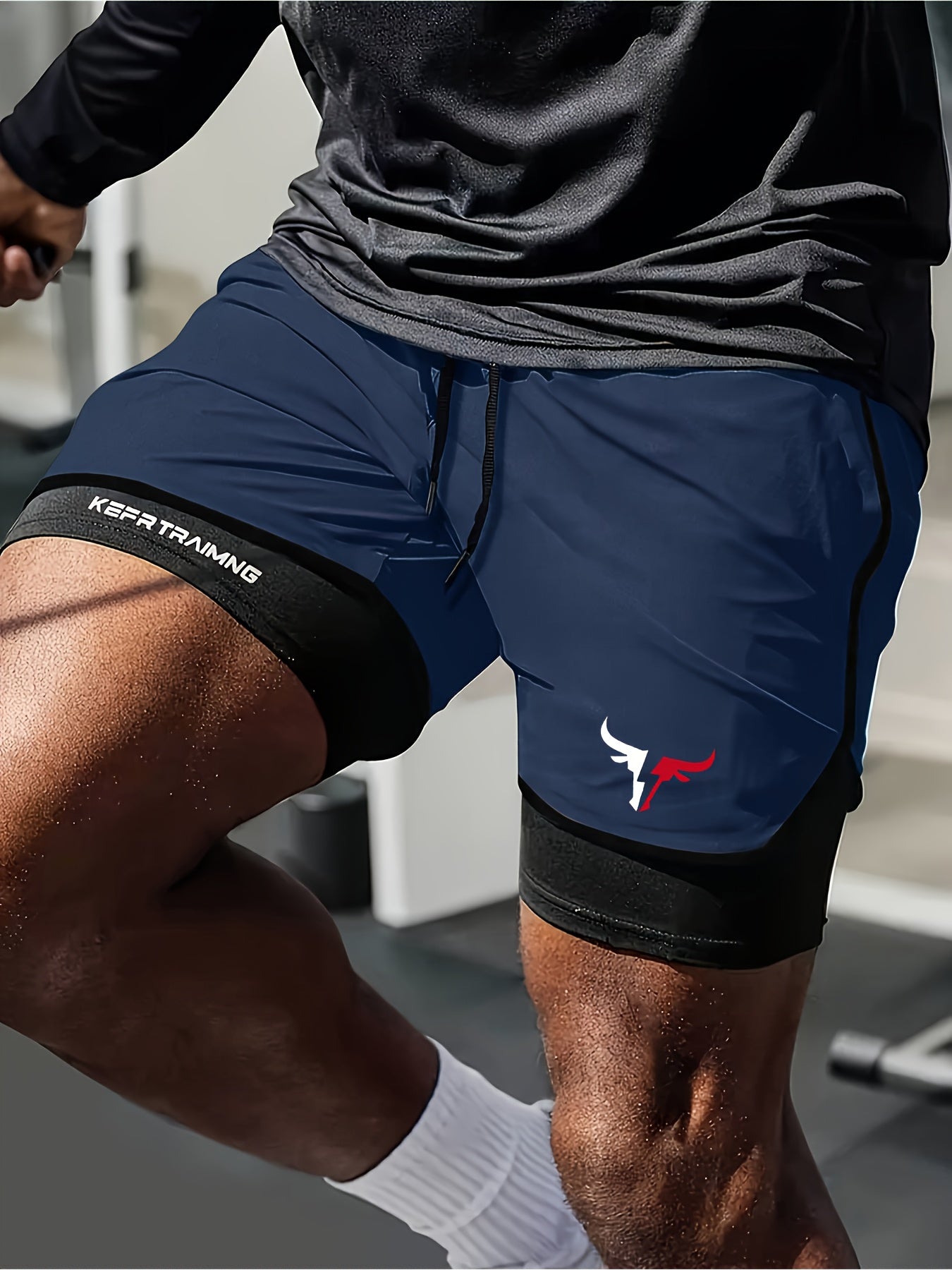 Shorts hommes 2-en-1, séchage rapide, respirants avec doublure mesh et poches, parfaits pour gym, randonnée et activités plage.