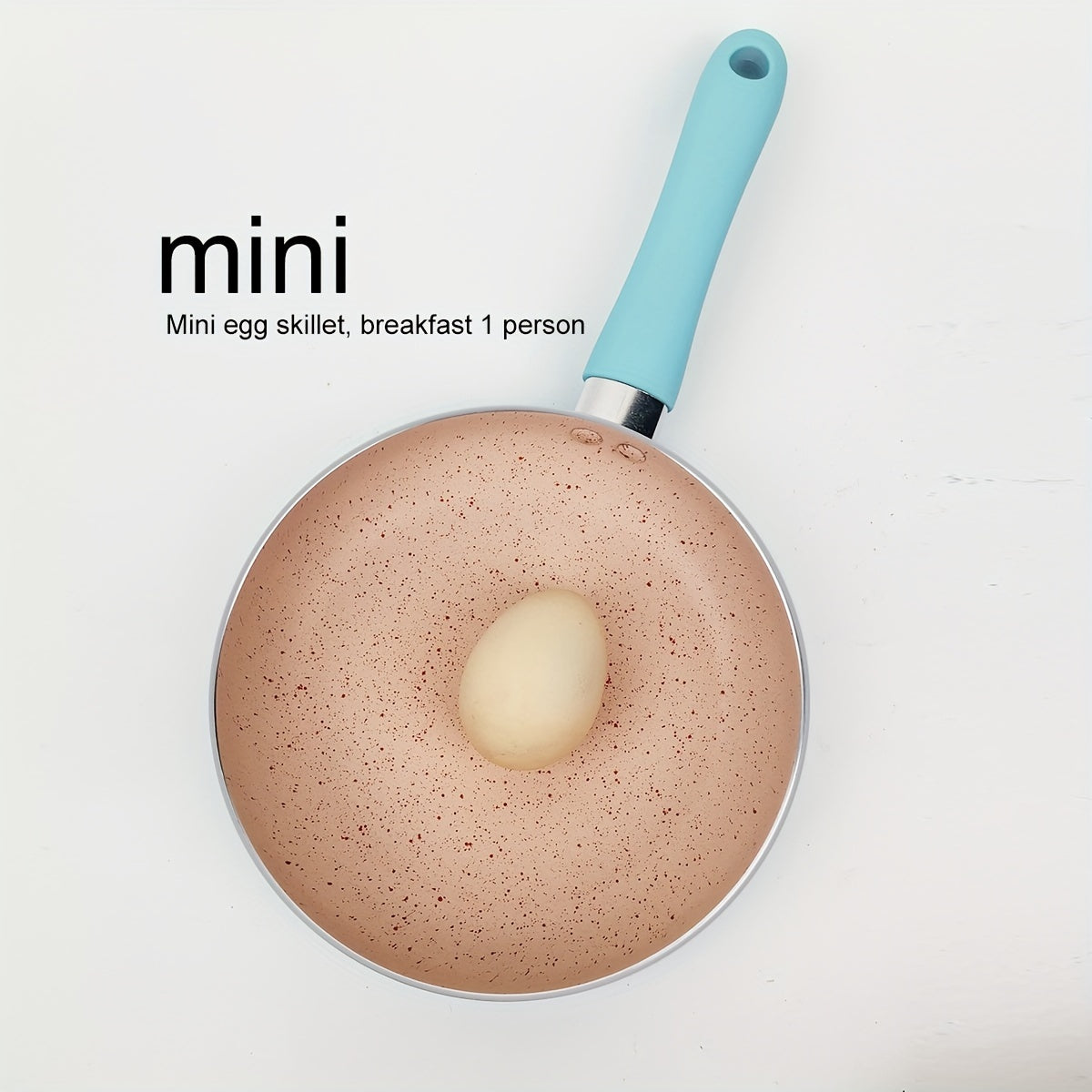 Mini poêle antiadhésive œuf, poignée bleue, idéale pour repas individuels, omelettes et œufs brouillés, ustensile coloré et durable pour petit-déjeuner.