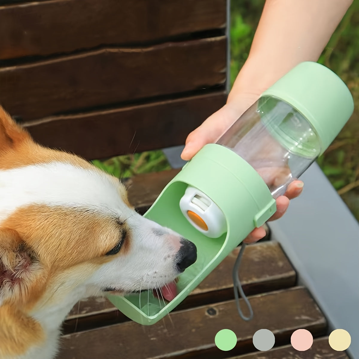 Bouteille d'eau portable et étanche pour chien. Distributeur durable en plastique, poignée ergonomique, design anti-renversement, idéale pour les sorties et voyages. Disponible en plusieurs couleurs.