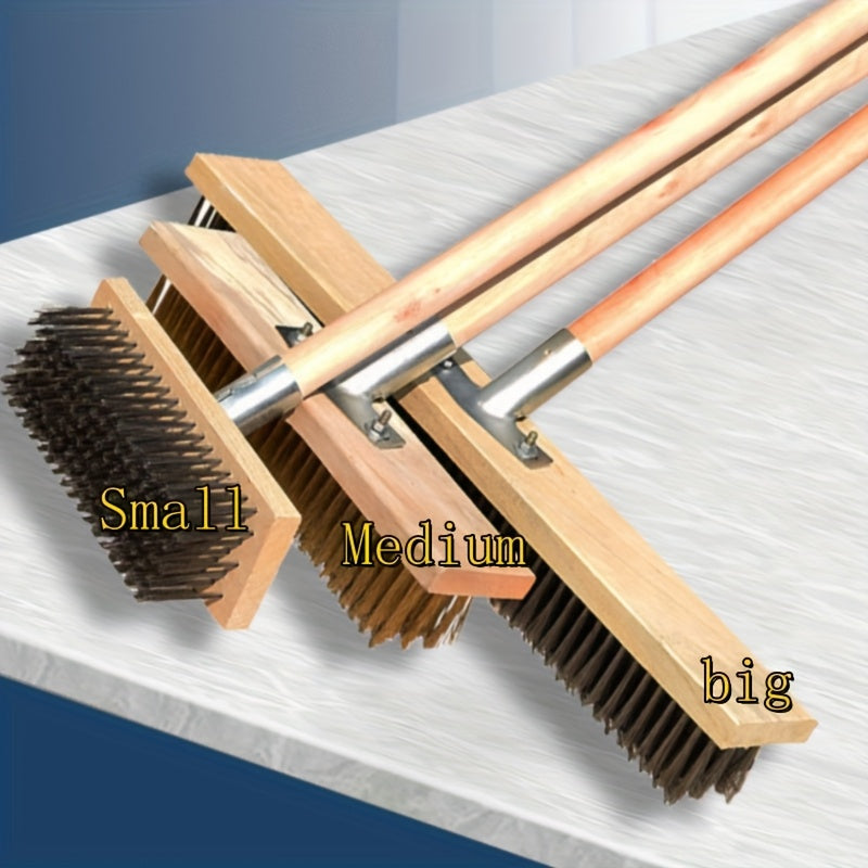 Brosse métallique robuste pour sol et jardin Poignée manuelle, fils d’acier durables, idéale pour mousse, débris, neige sur allées, patios et gouttières. Usage résidentiel et professionnel.