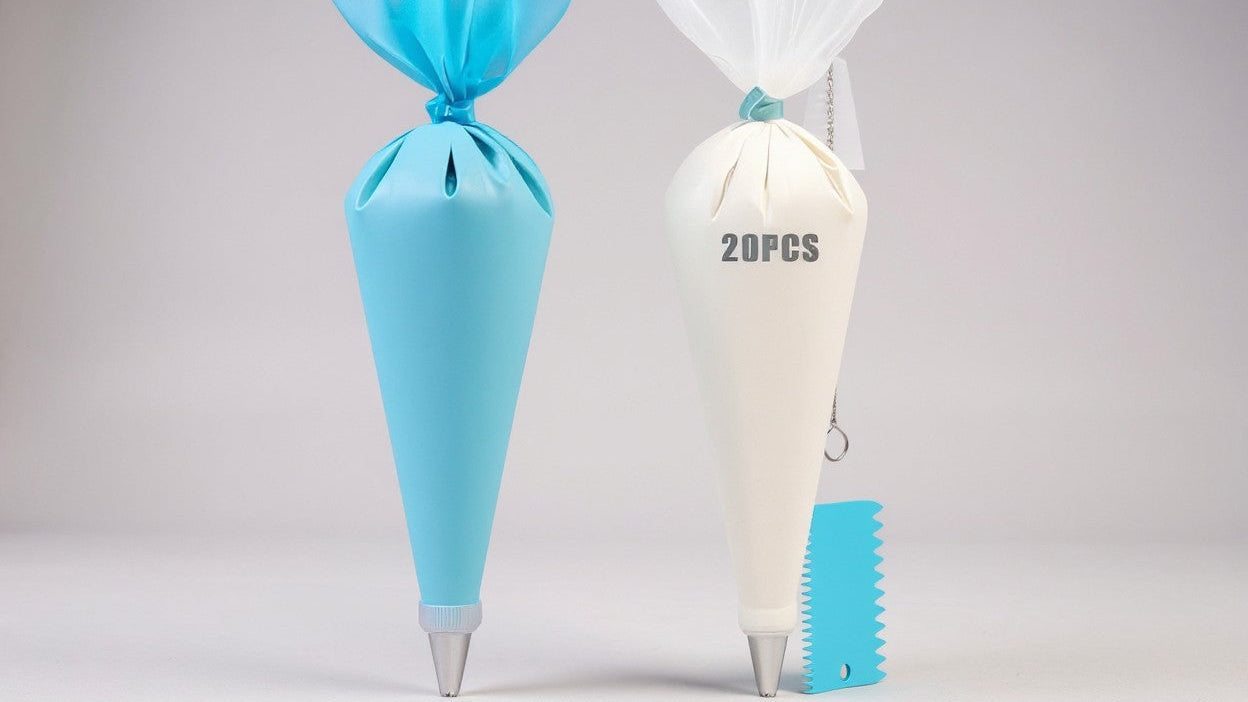 Kit de Décoration de Gâteaux 40 pcs : 10 douilles, 3 tubes crème, 20 poches à douille, brosse et accessoires, idéal pâtisserie, cupcakes et gâteaux.