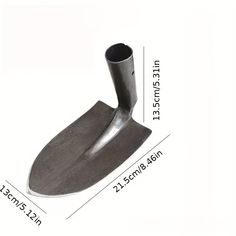Bêche de jardin en acier manganèse robuste, lame triangulaire épaissie, idéale pour creuser, aménagement paysager et désherbage professionnel.