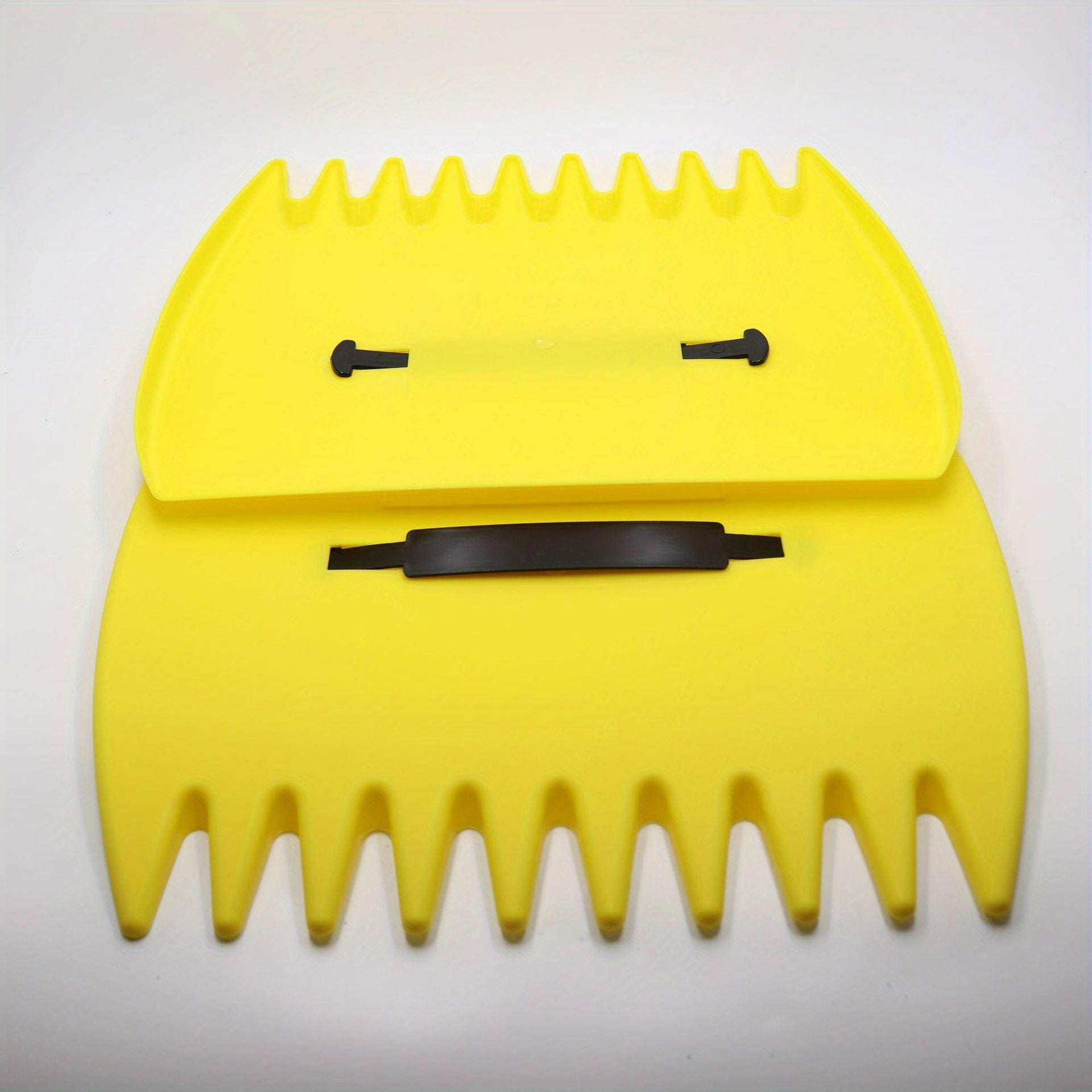 Set of plastic hand shovel and rake, wide, durable, for collecting leaves, grass and debris, practical gardening tool.