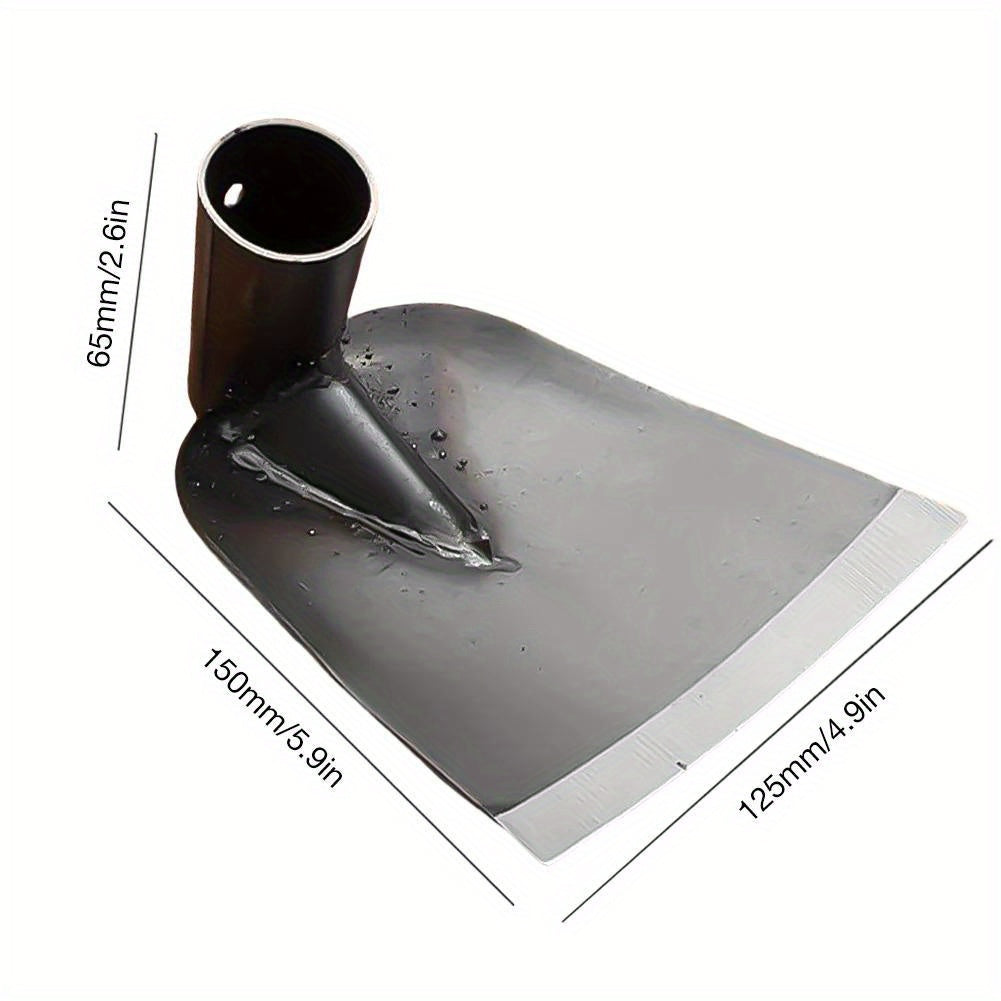 Houe de jardin en acier au manganèse, dents tranchantes pour creuser, désherber et planter efficacement légumes et fleurs, conception métallique robuste.