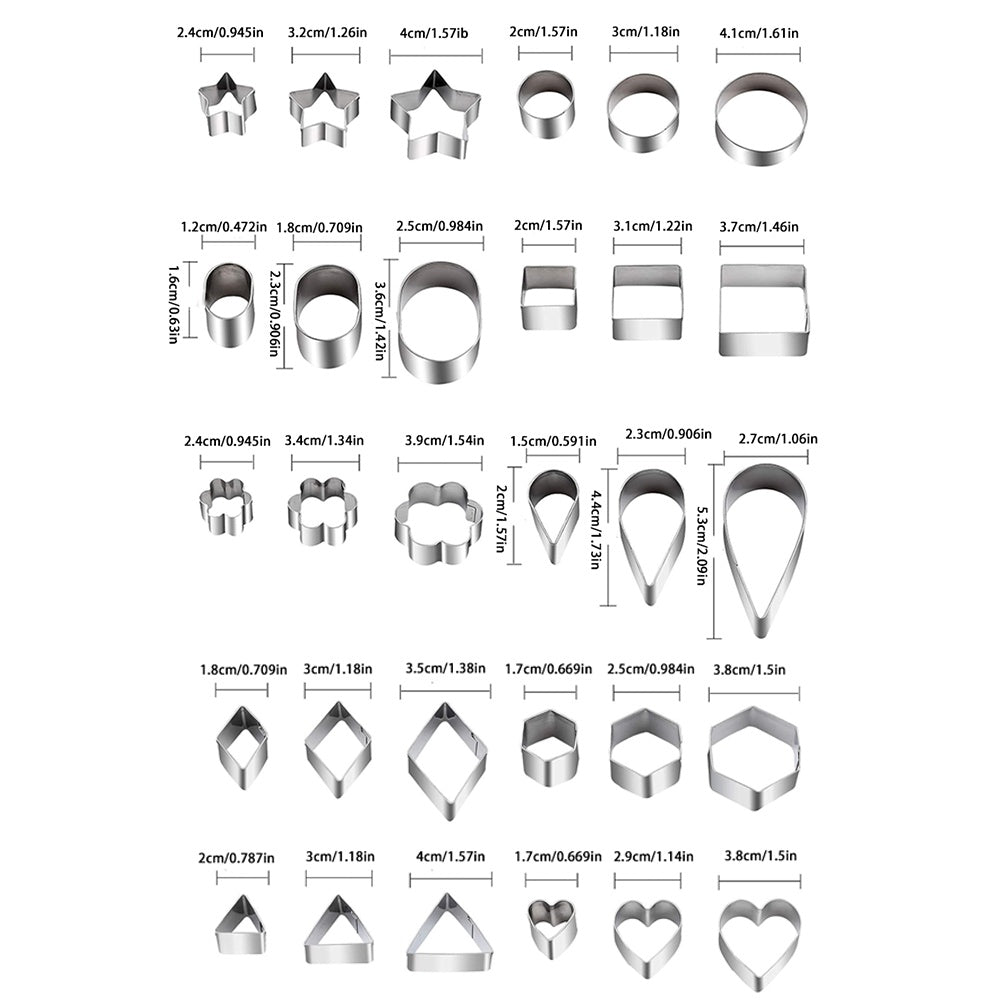 Lot de 30 emporte-pièces miniatures avec boîte, formes géométriques variées, parfaits pour biscuits, chocolat, fruits, pâte à modeler et créations culinaires.