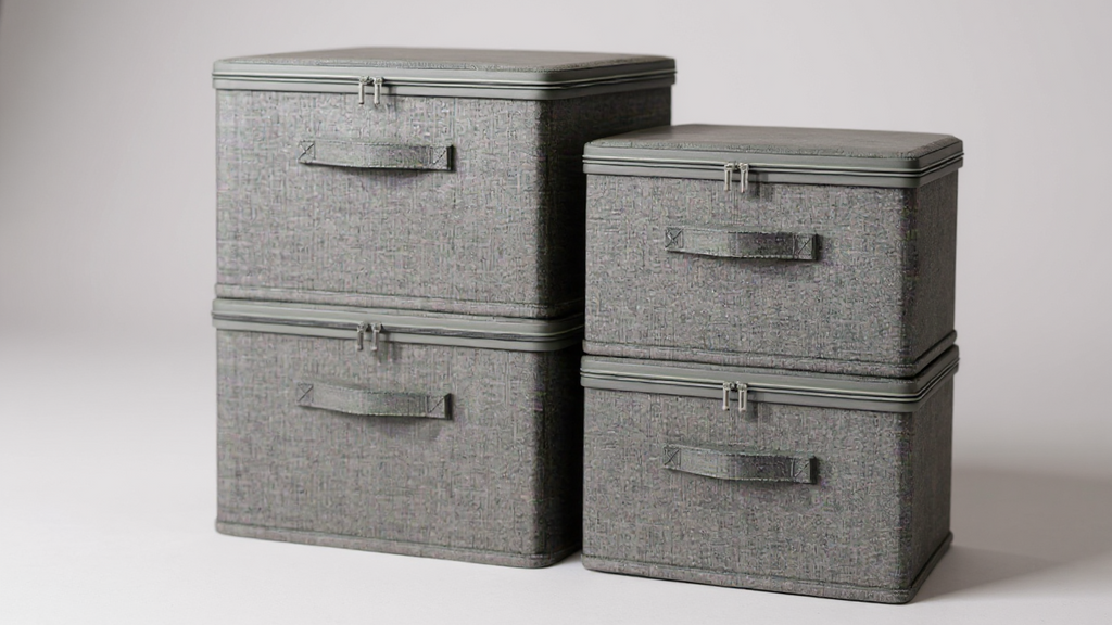 Boîte de rangement extra-large empilable, polyvalente et gain de place, idéale pour placard, chambre ou cuisine, pour vêtements, livres et linge de maison.