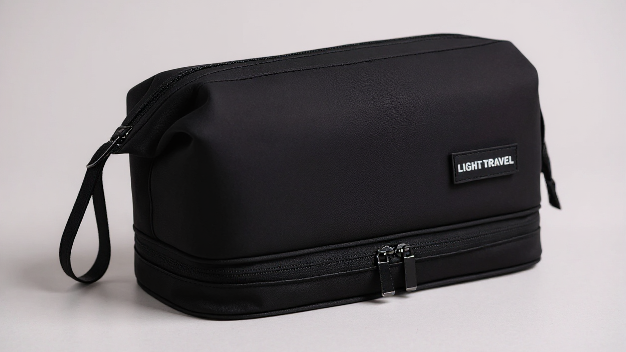 Trousse de toilette élégante, grande capacité, étanche avec séparation humide/sèche, parfaite pour voyages d’affaires et rangement domestique.