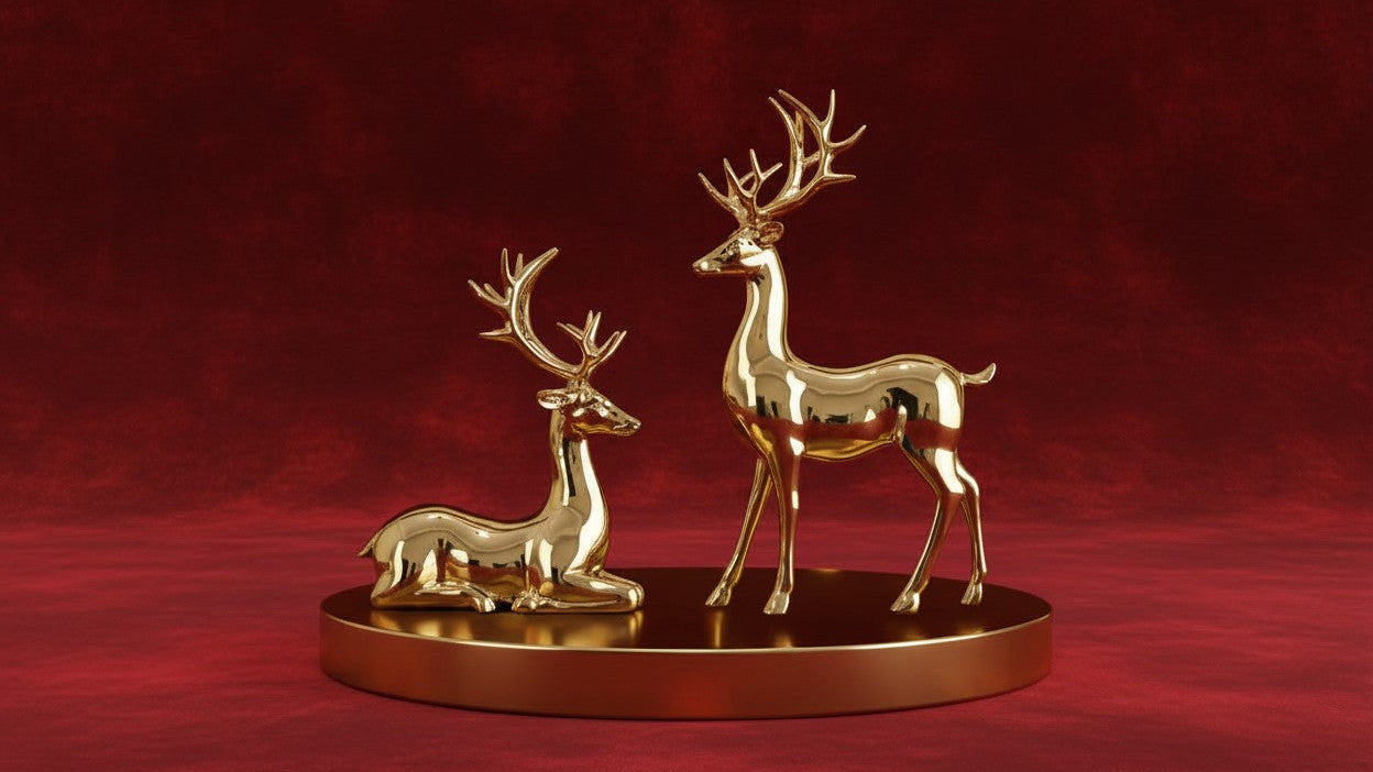 Lot de 2 rennes électroplaqués, or et argent. Décoration festive et luxe pour salon, bureau et cadeaux de Noël.