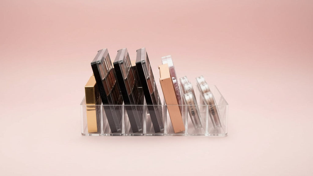 Organisateur maquillage transparent 7 compartiments, rangement pratique pour rouges à lèvres, fards et essentiels de salle de bain.