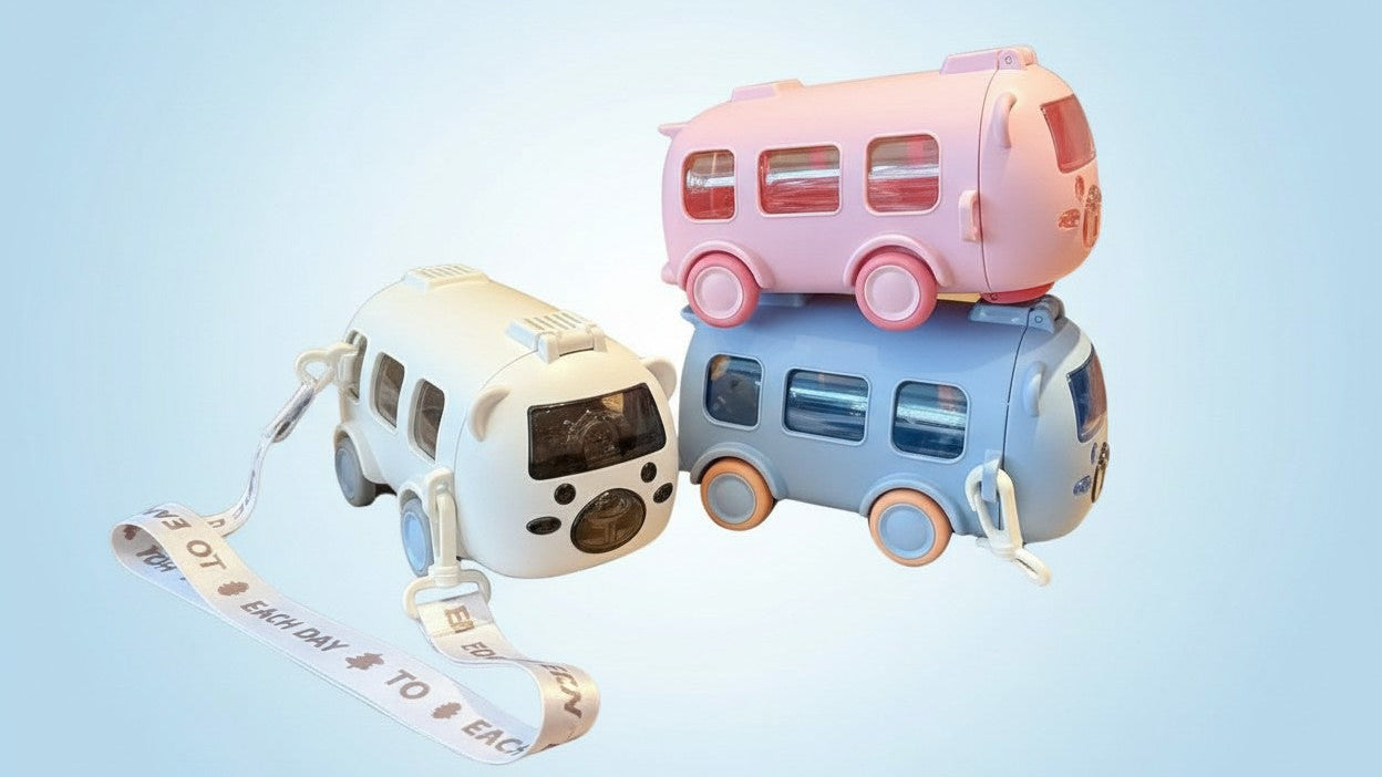 زجاجة ماء معزولة على شكل حافلة، سعة 500 مل، مزودة بماصة وحزام، قابلة لإعادة الاستخدام مصنوعة من البولي كربونات، تغسل يدوياً فقط.