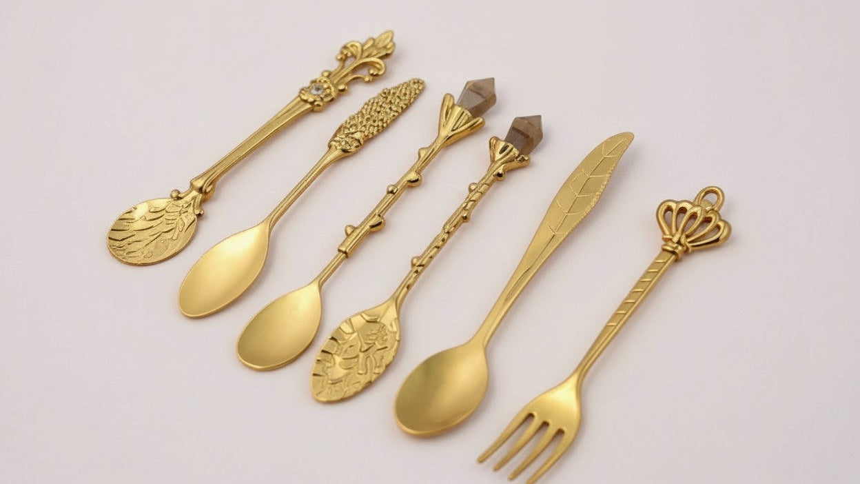 Set of 6 European Style Dessert Spoons: Vintage gold metal, for coffee and fruit, retro sculpted design, ideal for kitchen and table, random styles.