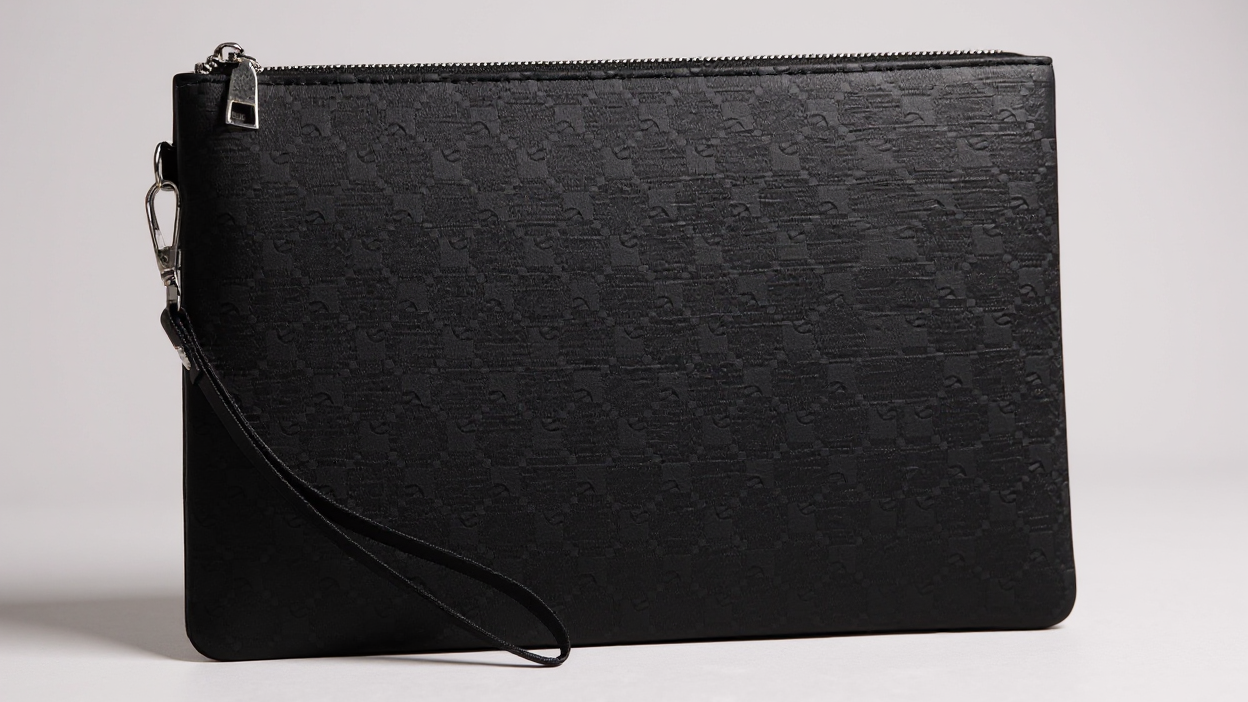 Portefeuille homme grande taille, fermeture éclair, dragonne, espace pour espèces, cartes et pièces, design minimaliste, élégant et sécurisé, usage quotidien ou formel.